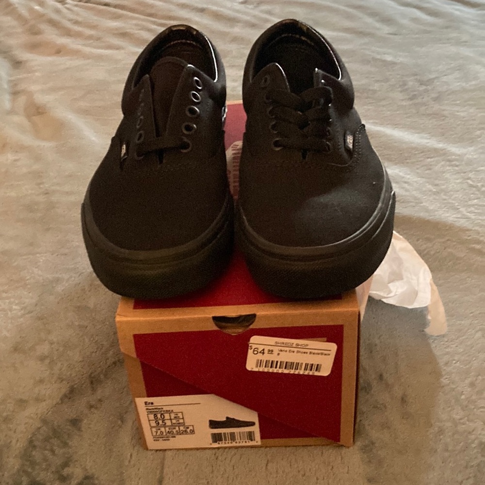 Vans Era, 8 (Men’s)/9.5 (Women’s)